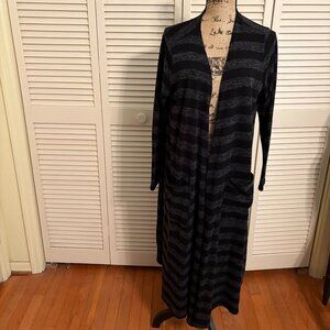 LuLaRoe Sarah Duster / Sweater Size Large